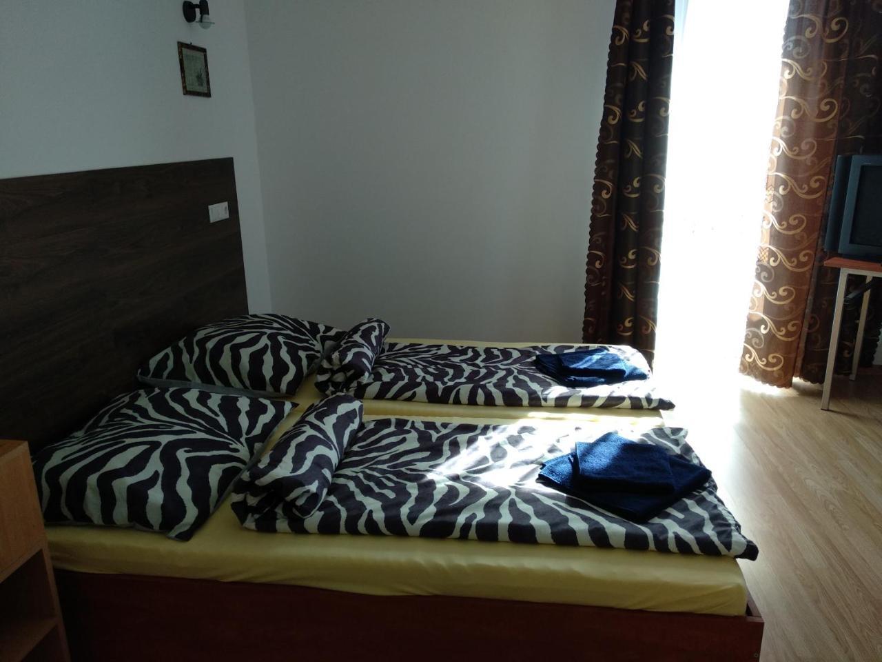 Acopark Vendeghaz Hotel Дебрецен Екстериор снимка